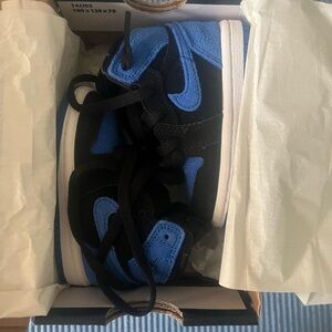 Jordan 1 Retrod OG Black Royal Kids Black and Blue Sneakers